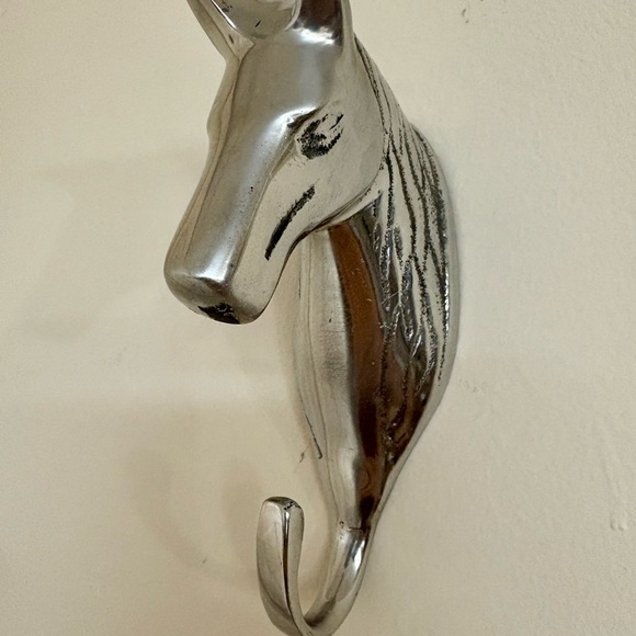 Silver Horse Head Wall Hook - Picture 5 of 5